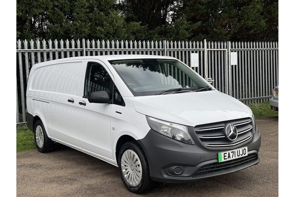 Mercedes-Benz eVito 114 E Pure White #4