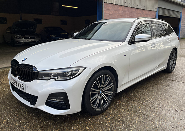 BMW 3 Series M Sport Touring Xdrive EU69WWS White #6