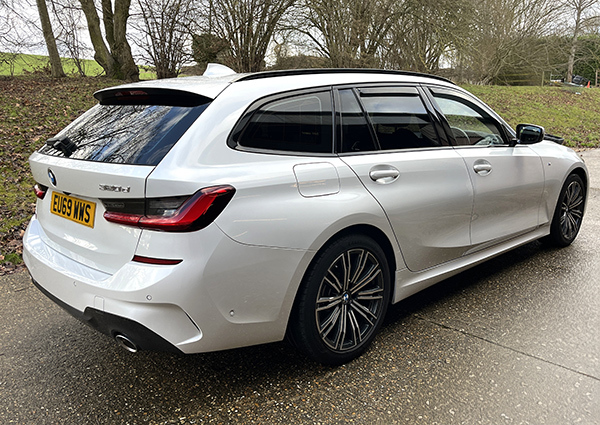 BMW 3 Series M Sport Touring Xdrive EU69WWS White #3