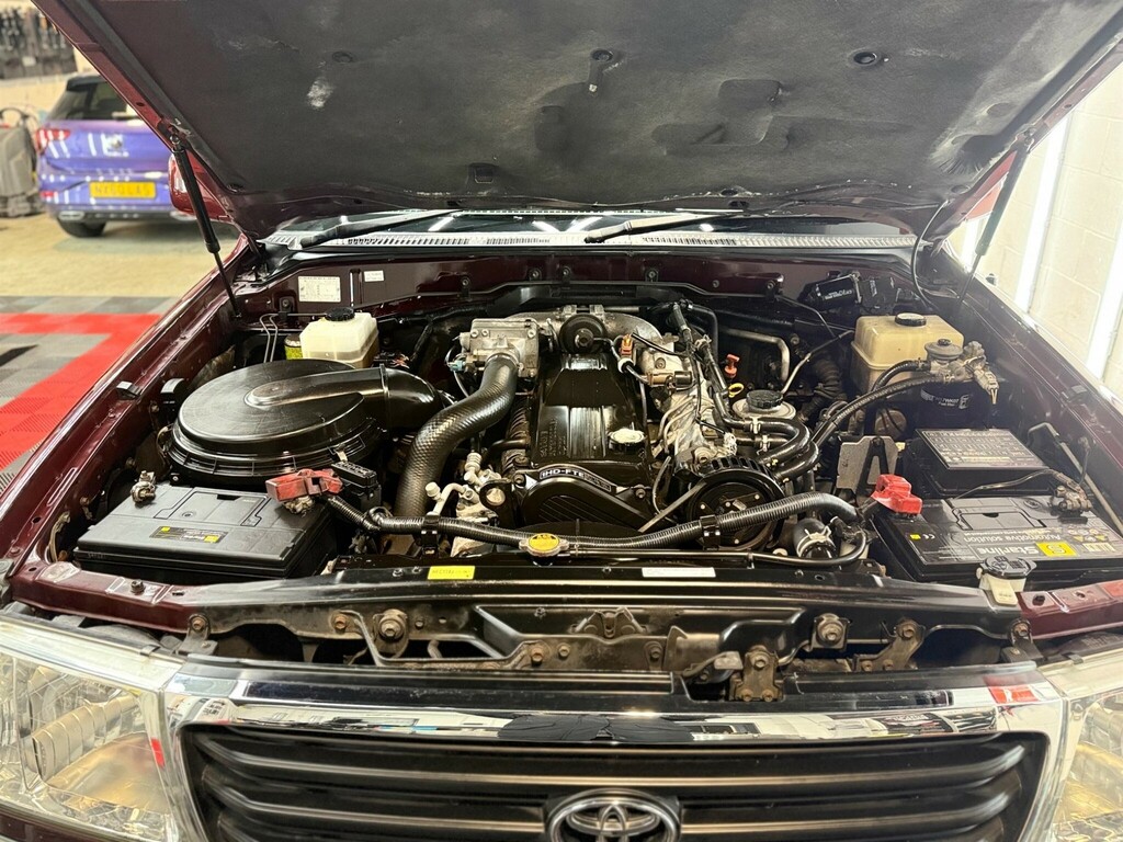 Toyota Land Cruiser 3.0L VX Td Blue #39