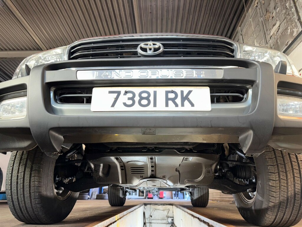 Toyota Land Cruiser 3.0L VX Td Blue #86