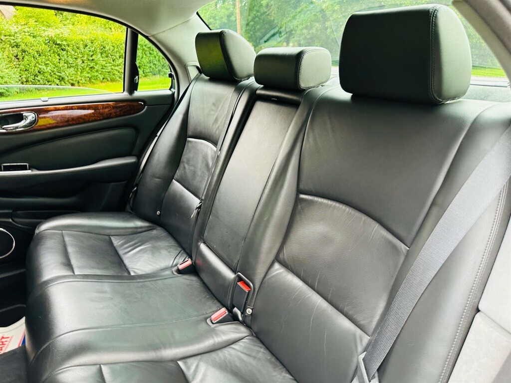 Jaguar XJR 4.2 V8 Silver #39