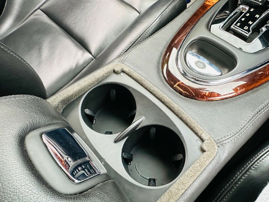 Jaguar XJR 4.2 V8 Silver #64