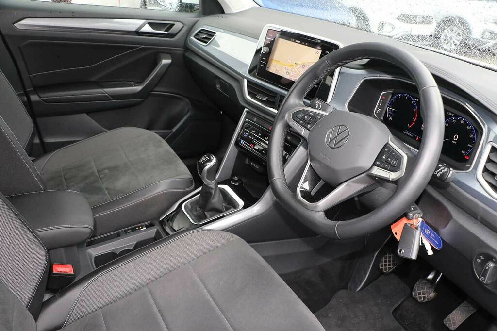 Volkswagen T-Roc 1.0 Tsi Style 110Ps SA23LXX White #6