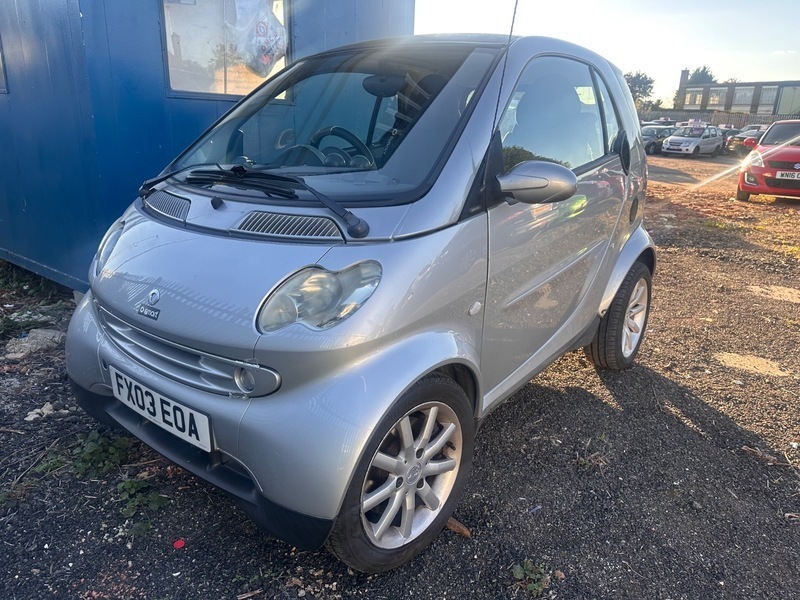 Smart Fortwo Hatchback 0.7 City Pure 200303 Black #7