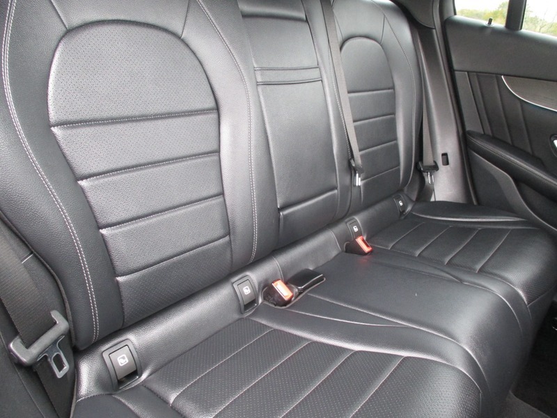 Mercedes-Benz GL Class Glc 300 D 4Matic Black #23