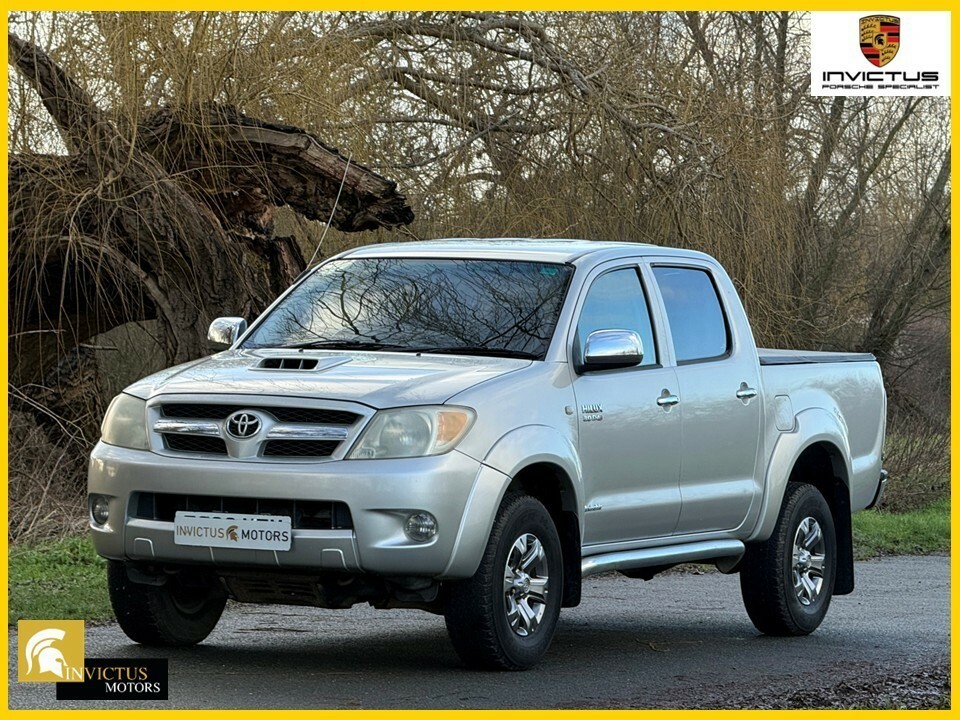 Toyota HILUX 3.0 D-4d Invincible Silver