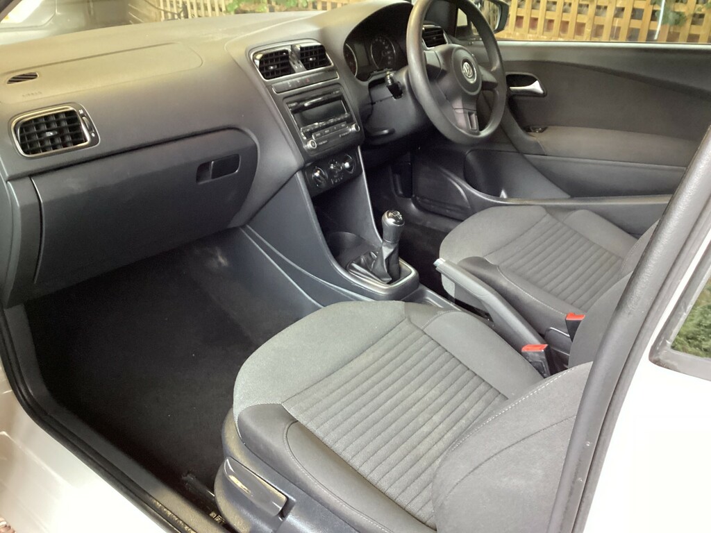 Volkswagen Polo 1.4 Match Edition SA14ZZN White #6