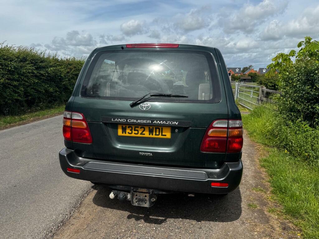 Toyota Land Cruiser Amazon VX Td 5-Door Red #5