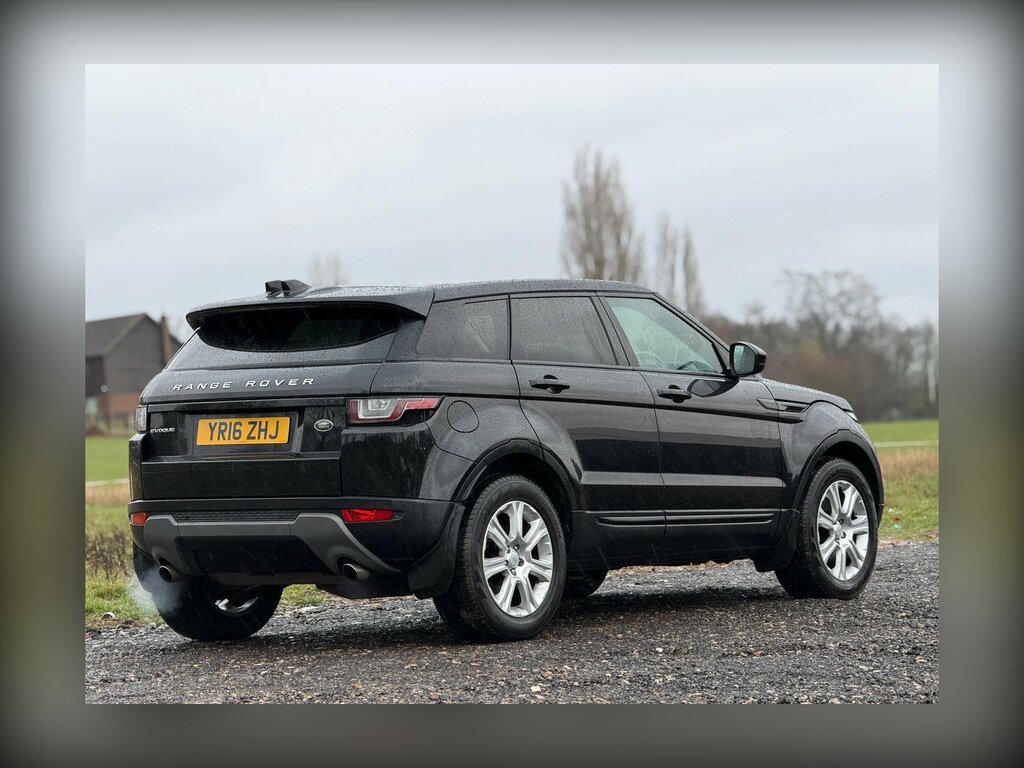 Land Rover Range Rover Evoque 2.0 Td4 Se Tech 4Wd Euro 6 Ss YR16ZHJ Black #5