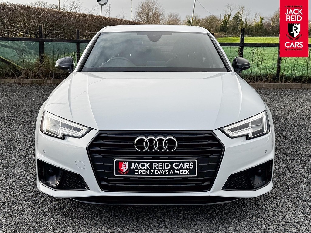 Audi A4 Saloon White #6