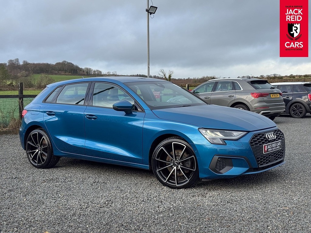 Audi A3 Hatchback RF21BKO Blue #5