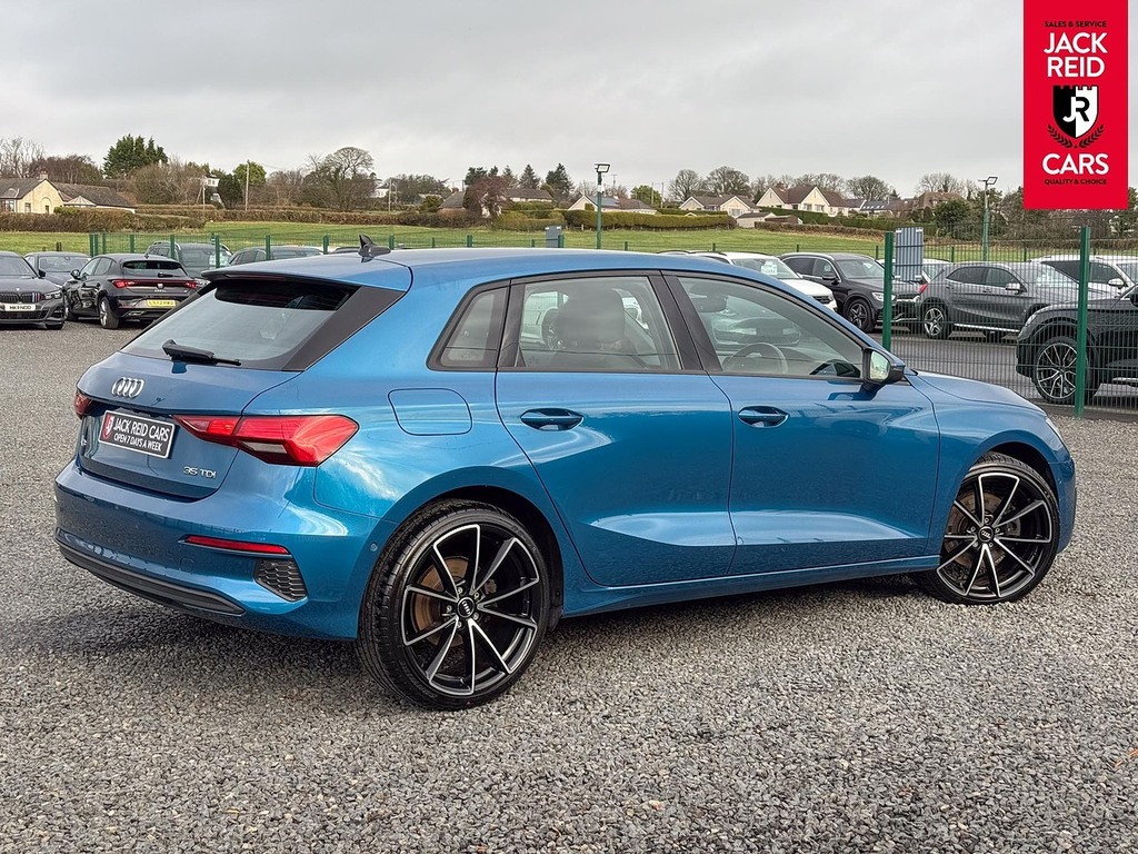 Audi A3 Hatchback RF21BKO Blue #4
