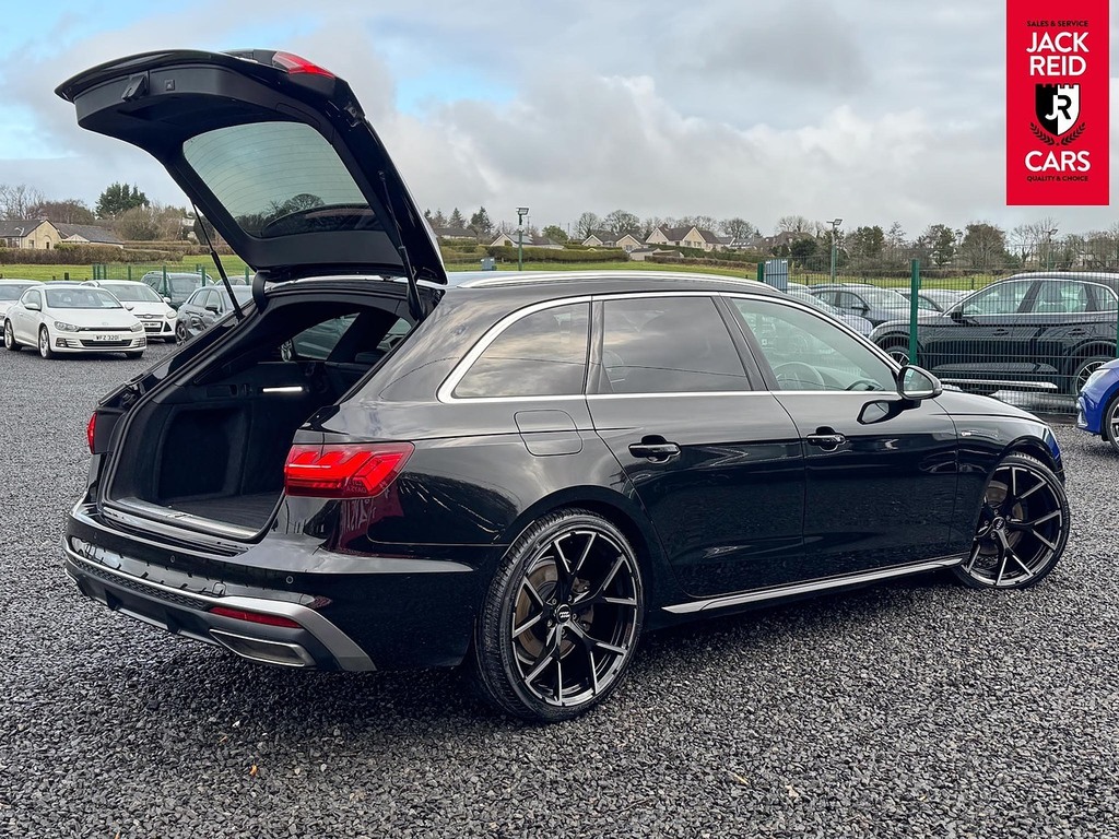 Audi A4 Avant Estate WV72VLM Black #3