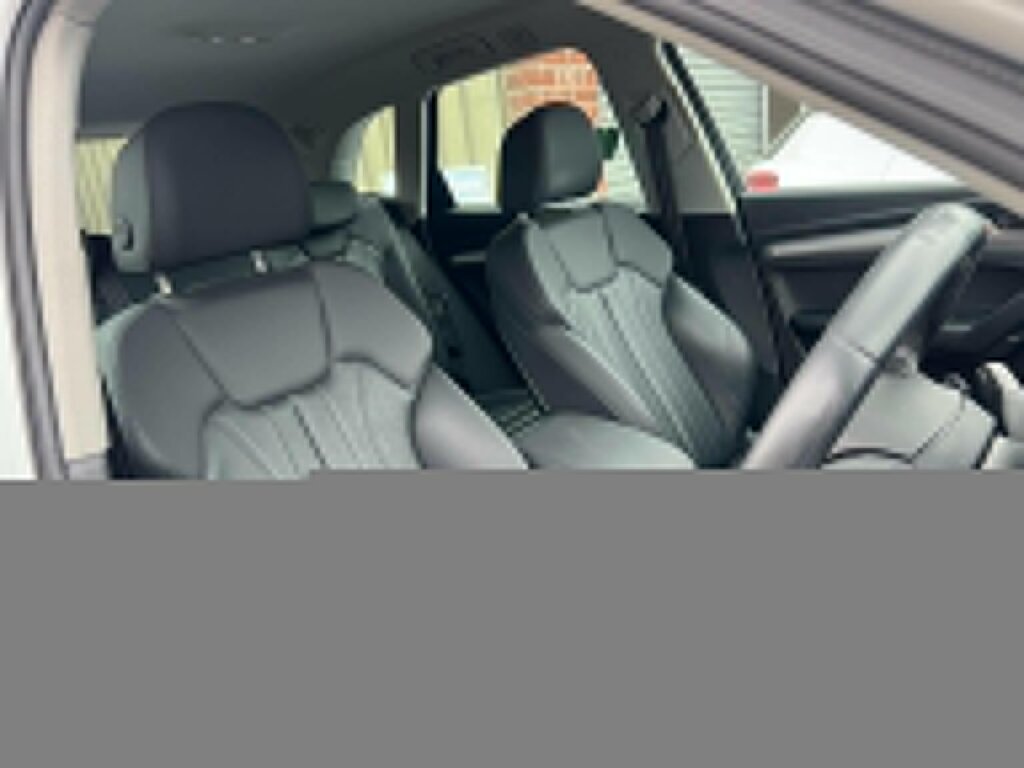 Audi Q5 Suv 2.0 Tdi 40 Sport S Tronic Quattro Euro 6 Ss KM21YFN White #2
