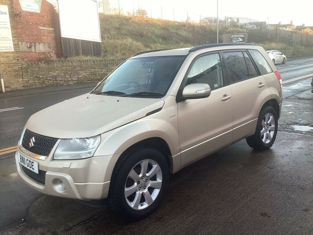 Suzuki Grand Vitara 2.4 Sz4  #2
