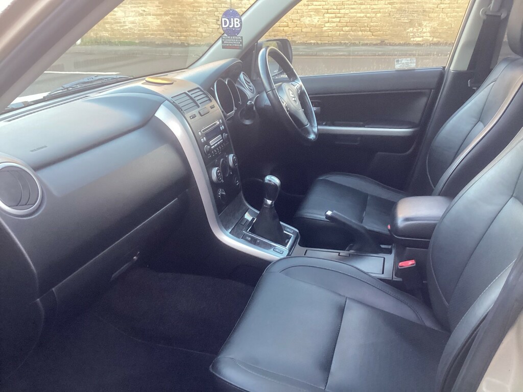 Suzuki Grand Vitara 2.4 Sz4  #15
