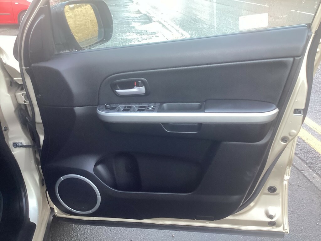 Suzuki Grand Vitara 2.4 Sz4  #13