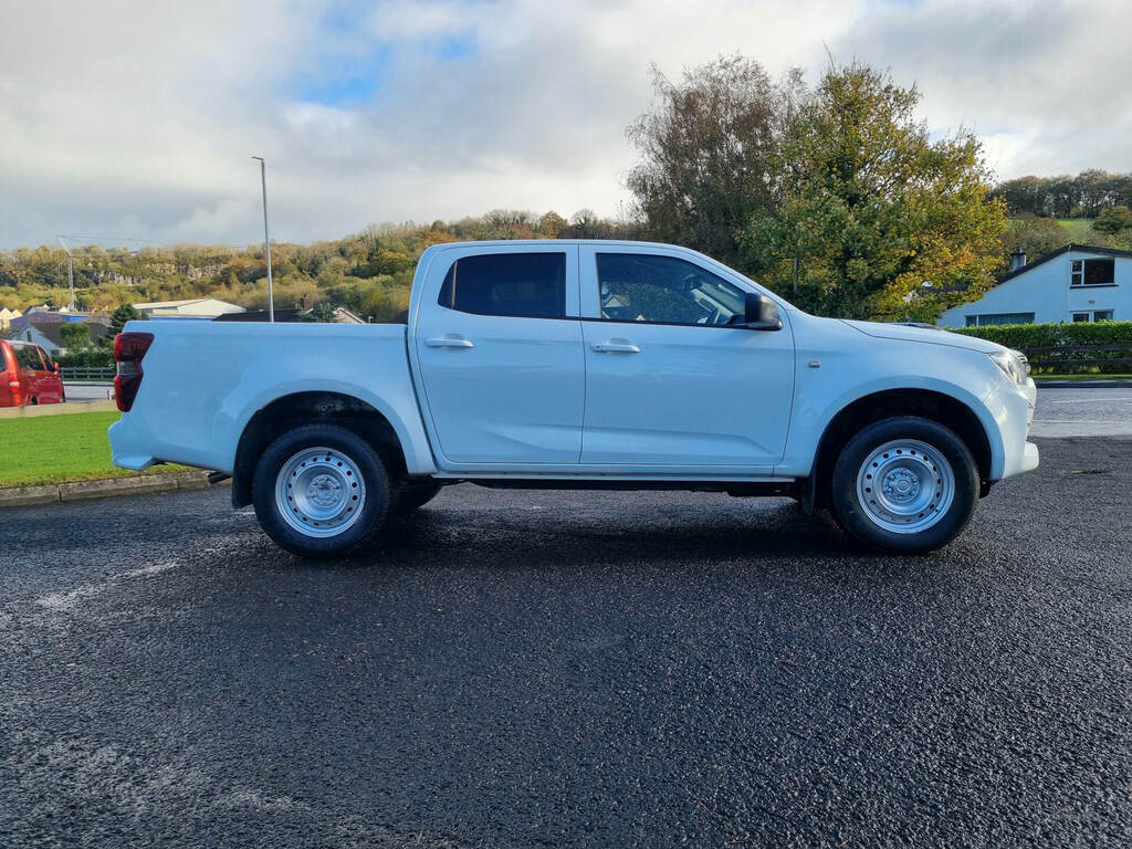 Isuzu D-Max 1.9 Utility Double Cab 4X4 FG71UPH White #6