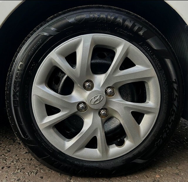 Hyundai I10 1.0 Se  White #5