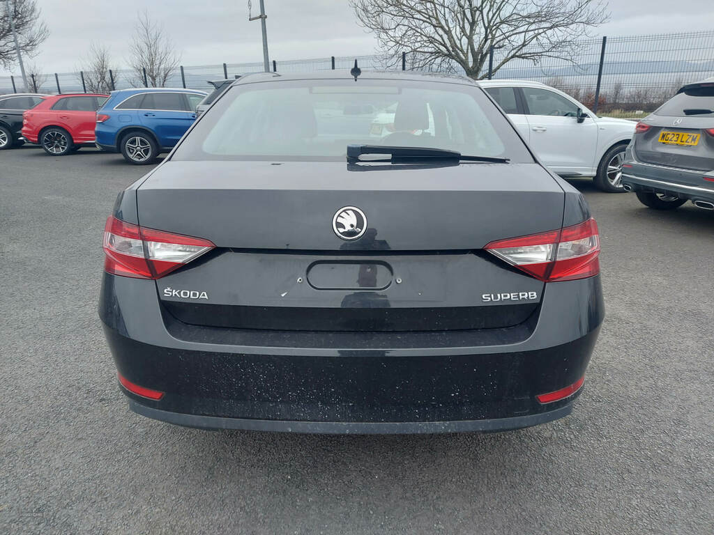 Skoda Superb Tdi Black #6