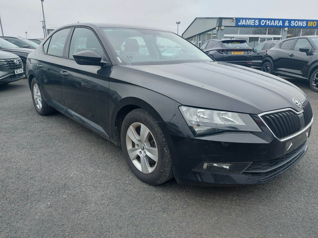 Skoda Superb Tdi Black #2