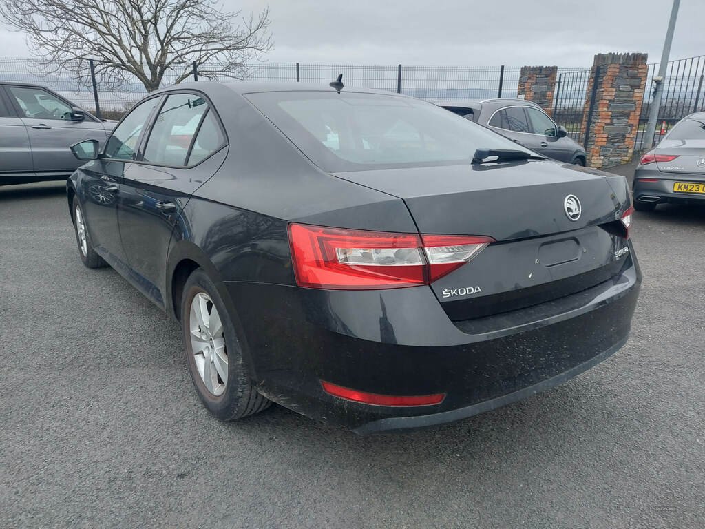 Skoda Superb Tdi Black #4