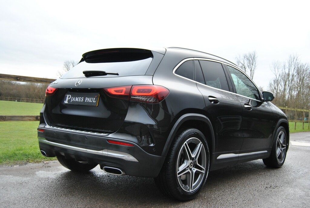Mercedes-Benz GLA Class 2.0 Amg Line Premium Suv 8G-dct Euro HG70HTL Black #3