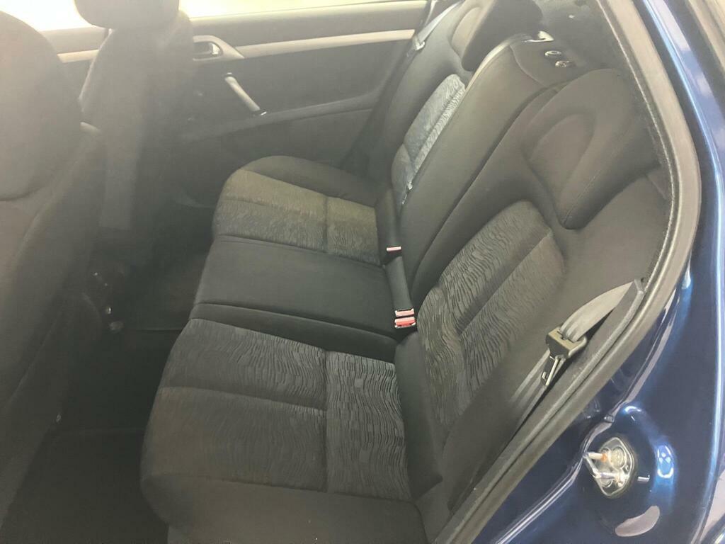 Peugeot 407 SW 2.0 Hdi Se Red #10