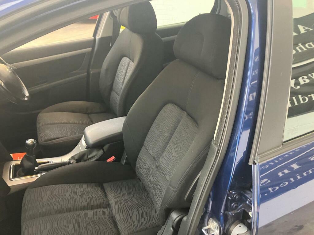 Peugeot 407 SW 2.0 Hdi Se Red #12