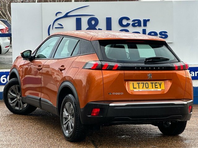 Peugeot e-2008 50Kwh Active Suv 136 Ps Orange #5