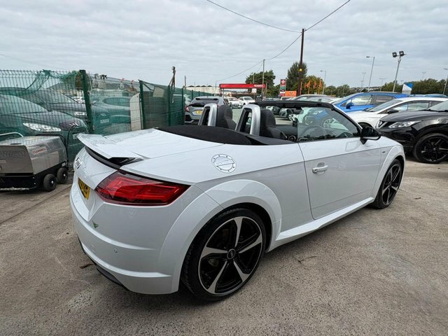 Audi TT Tfsi Black Edition Roadster FGZ9728 White #6