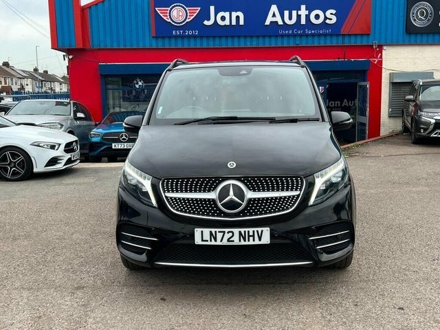 Mercedes-Benz V Class 2022 2.0 V220d Amg Line Mpv G-tronic E LN72NHV Black #4