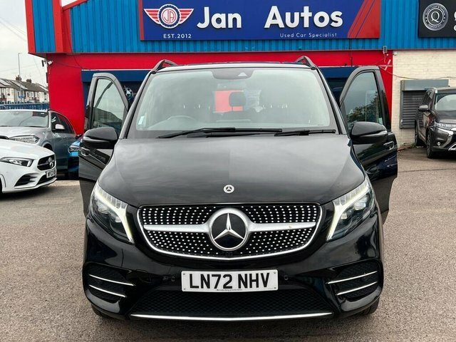 Mercedes-Benz V Class 2022 2.0 V220d Amg Line Mpv G-tronic E LN72NHV Black #6