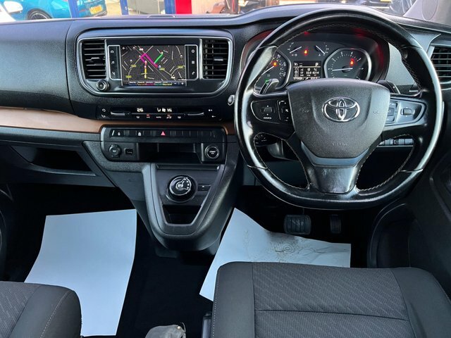 Toyota Proace Verso 2018 2.0D Family Medium Mpv Mwb Euro 6 Ss Grey #3
