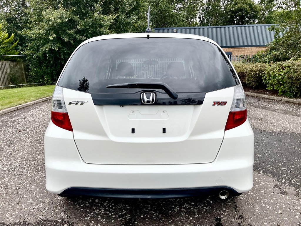 Honda Fit Jazz Rs Fresh Import 1.5 Hatc White #5