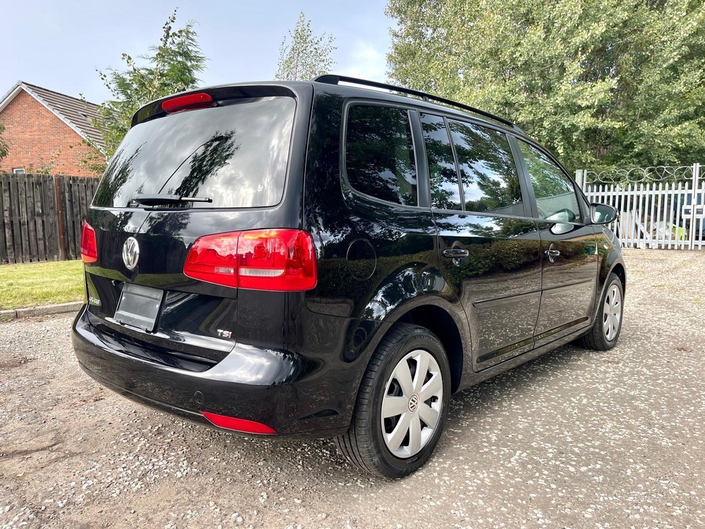Volkswagen Touran 1.4 Dsg Estate Mpv 7 Seats Black #4