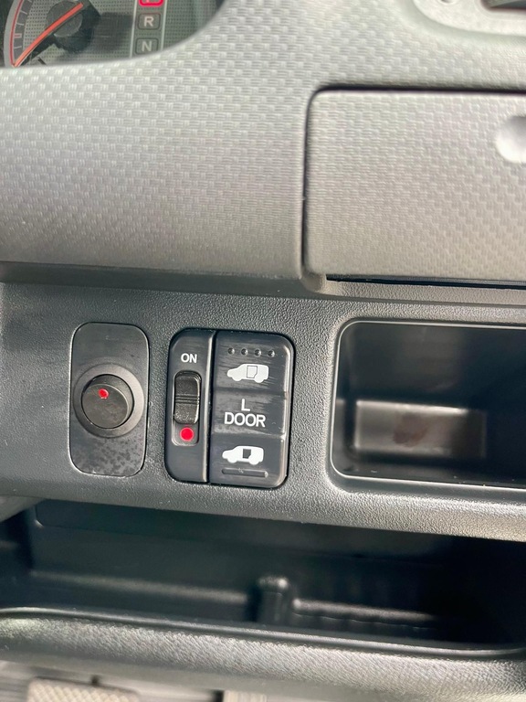 Honda Mobilio Black #28