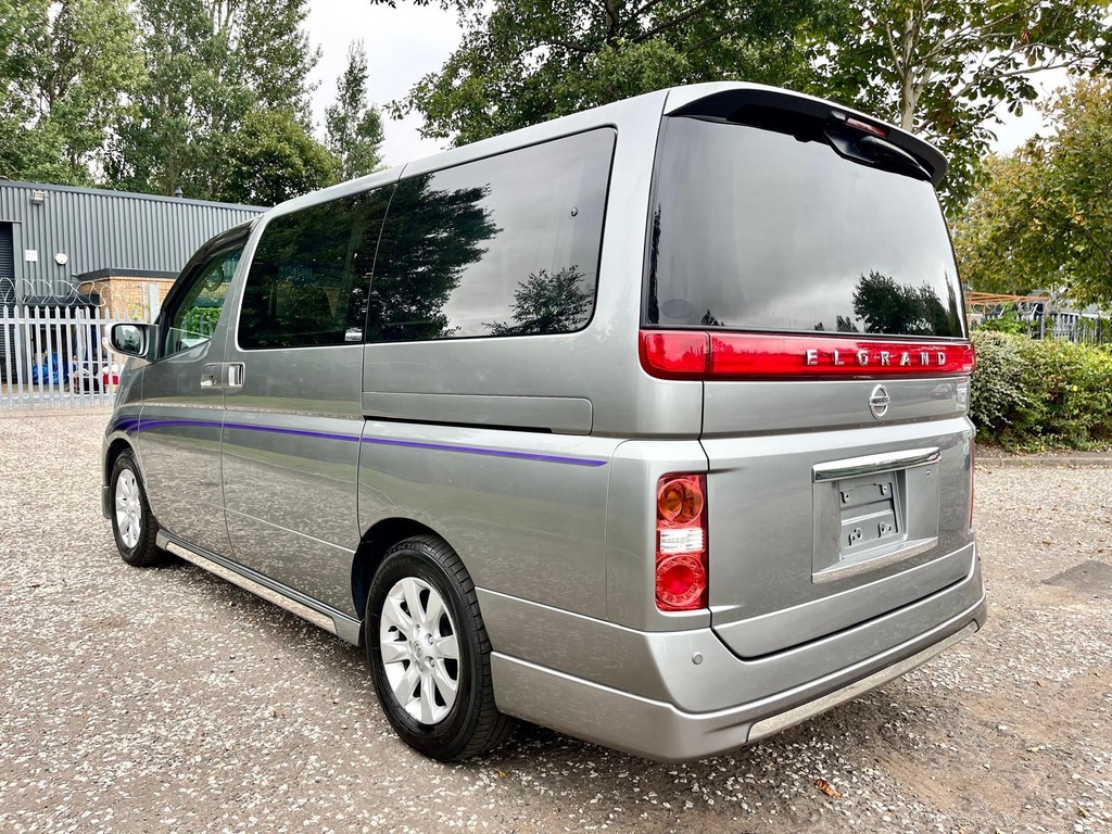 Nissan Elgrand XL Fresh Import 7 Seats Mpv 4 B Grade Cruise Silver #6