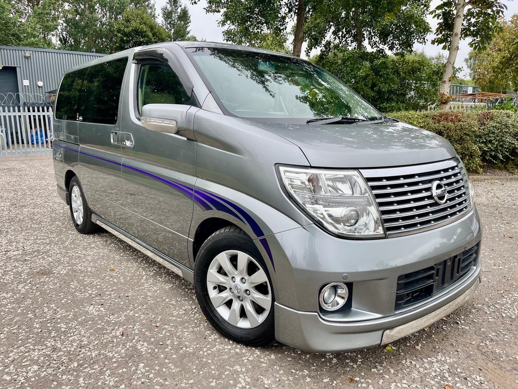 Nissan Elgrand XL Fresh Import 7 Seats Mpv 4 B Grade Cruise Silver