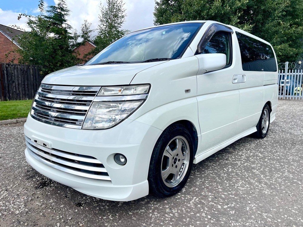 Nissan Elgrand Rider S Autech Fresh Import 4Wd 8 Seats Mpv 4 White #3