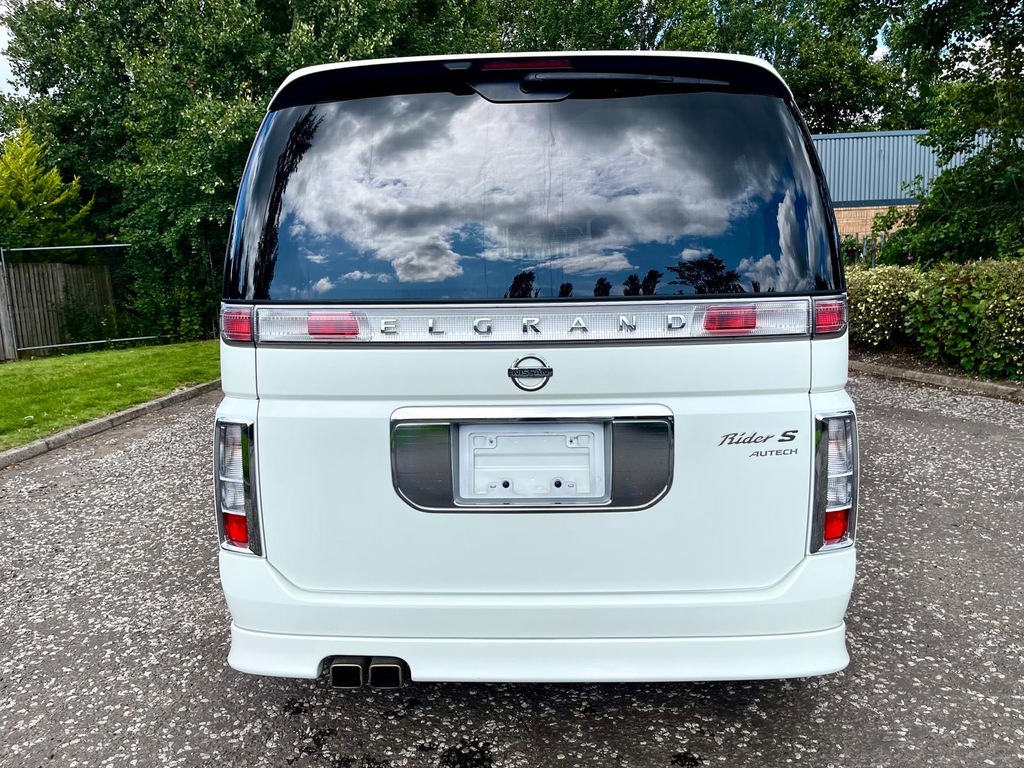 Nissan Elgrand Rider S Autech Fresh Import 4Wd 8 Seats Mpv 4 White #5