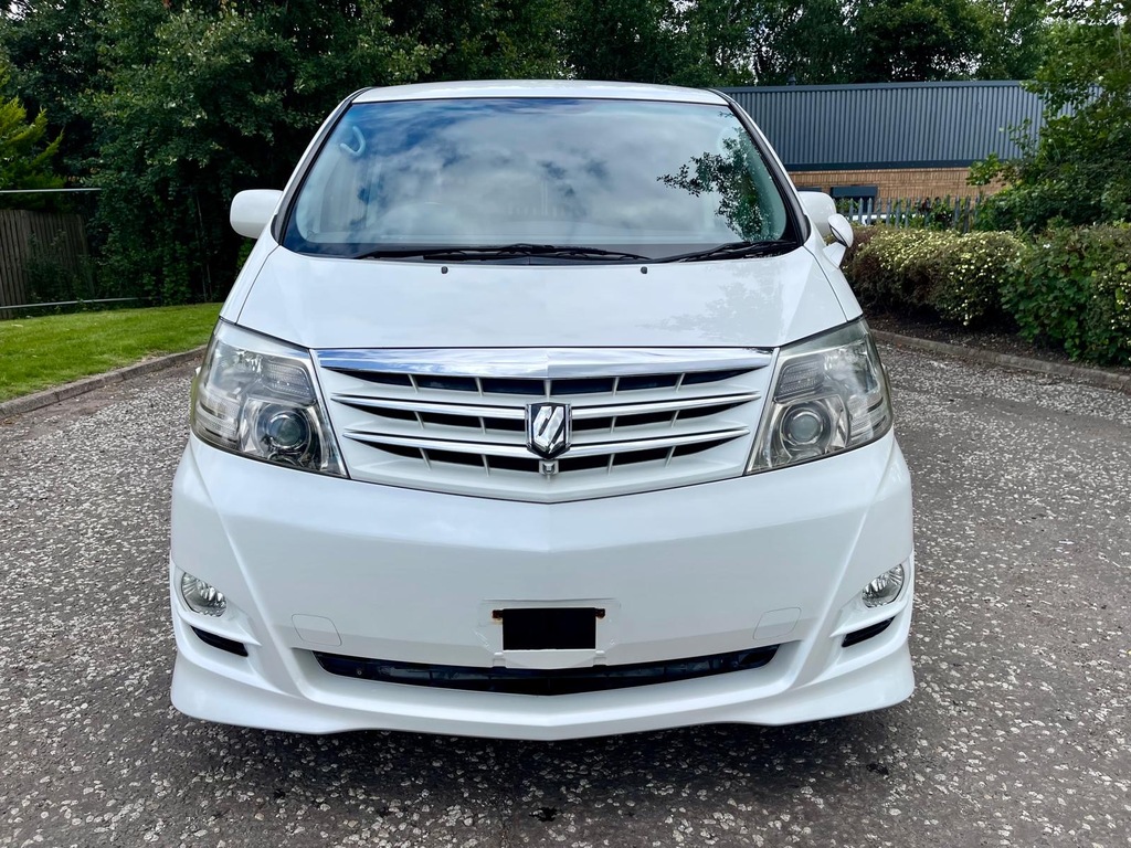 Toyota Alphard Fresh Import As Limited 2.4 8 Seats Mpv Petro White #2