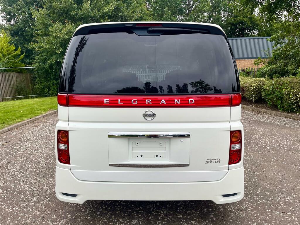 Nissan Elgrand Highway Star Fresh Import 3.5 V6 8 Seats Mpv White #5