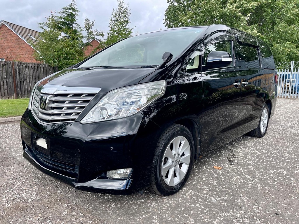 Toyota Alphard Fresh Import Business Edition 3.5 8 Seats Mpv Black #3