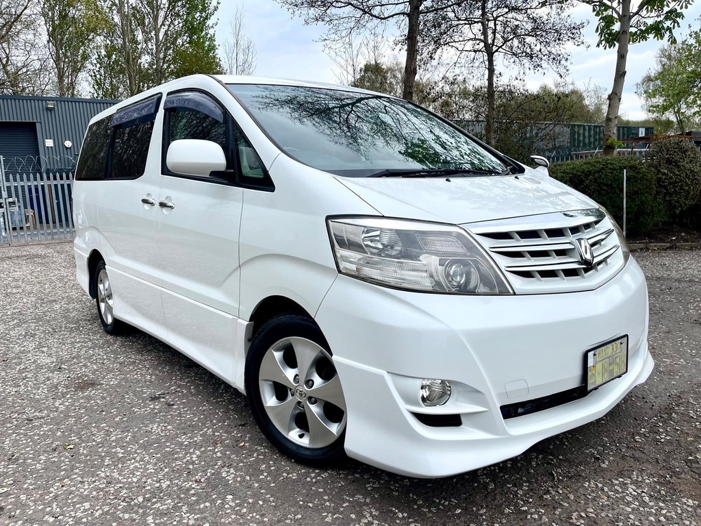 Toyota Alphard Fresh Import As Platinum 2.4 8 Seats Mpv Petr White