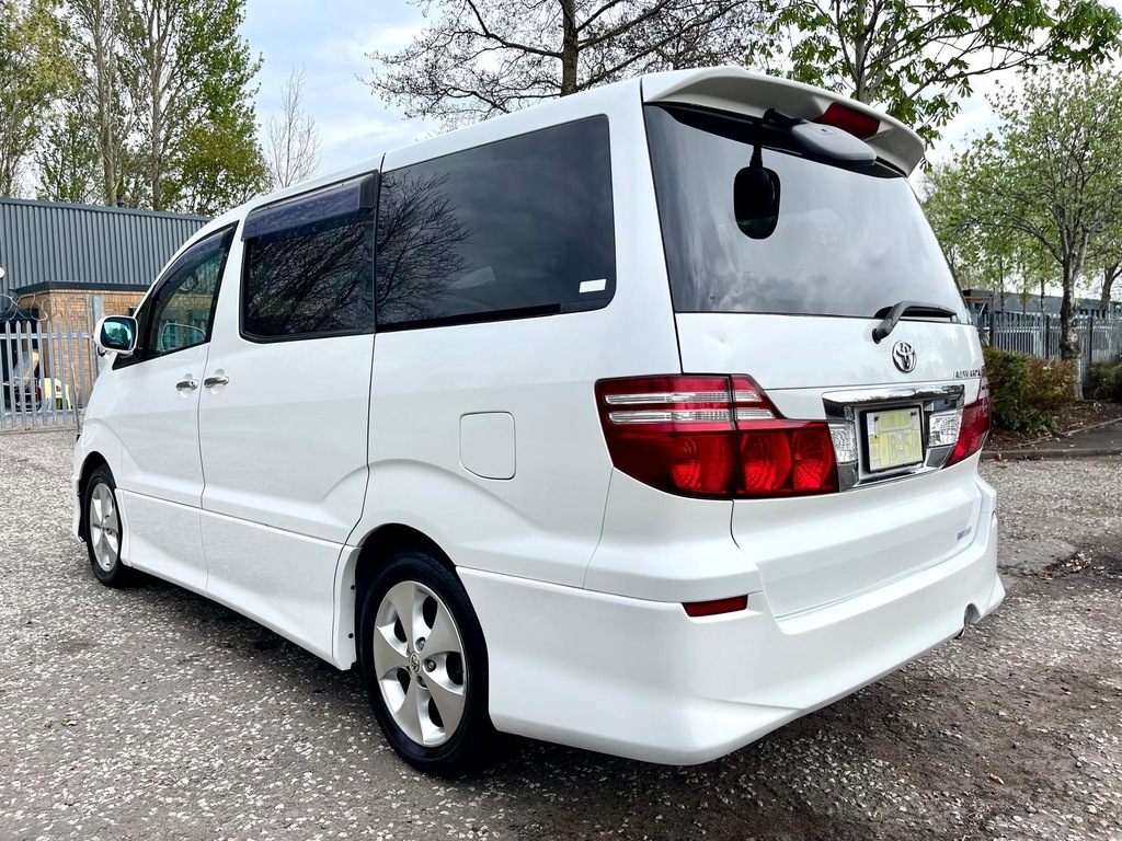 Toyota Alphard Fresh Import As Platinum 2.4 8 Seats Mpv Petr White #4