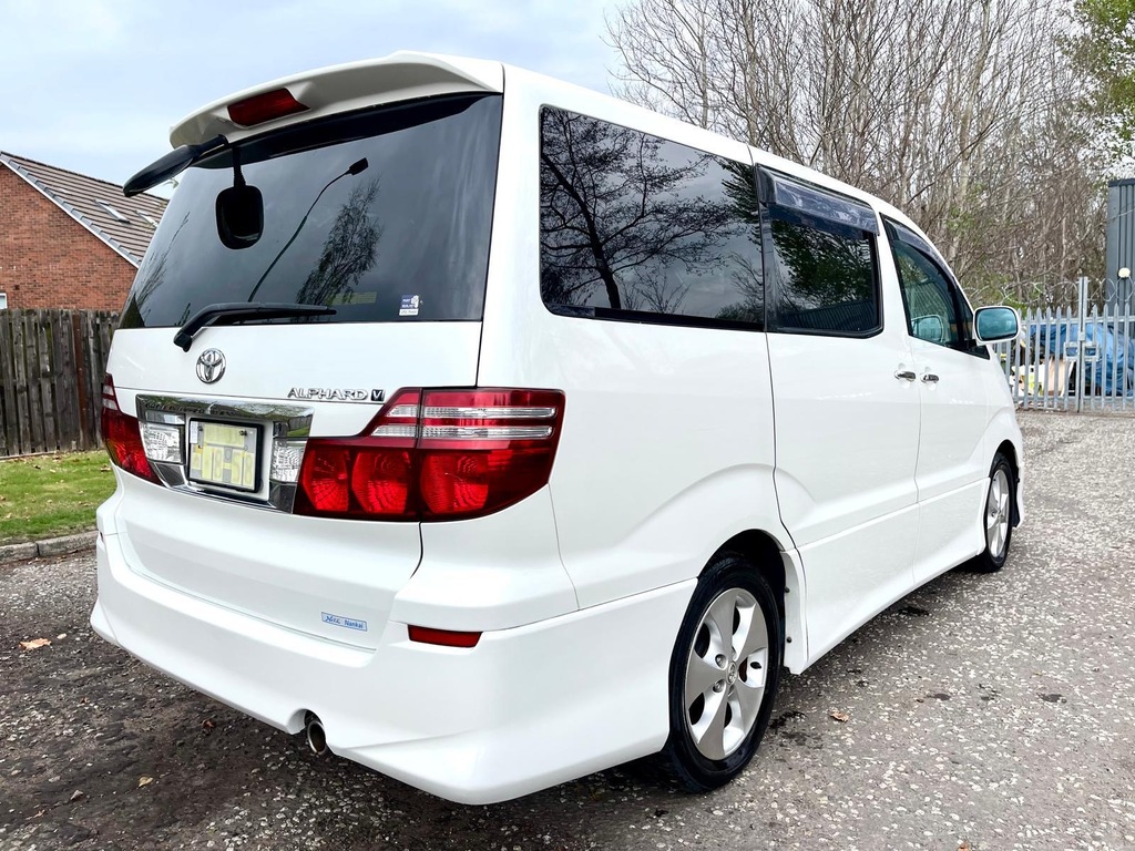 Toyota Alphard Fresh Import As Platinum 2.4 8 Seats Mpv Petr White #6