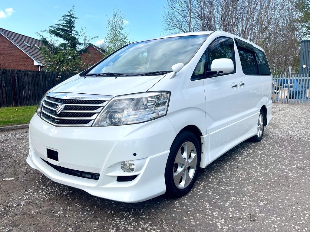 Toyota Alphard Fresh Import G Edition 2.4 4Wd 8 Seats Mpv Pe White #3