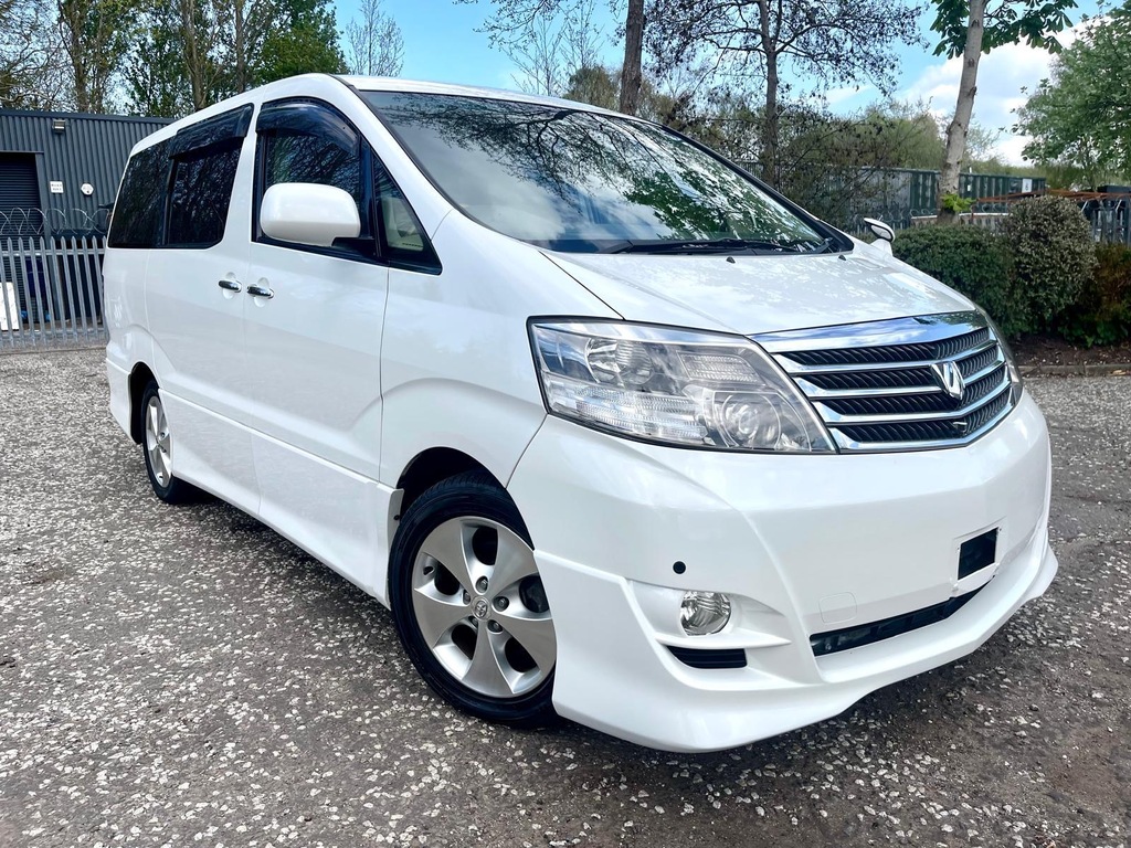 Toyota Alphard Fresh Import G Edition 2.4 4Wd 8 Seats Mpv Pe White